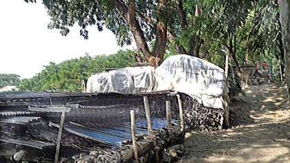 Erosion victims migrate to other districts 