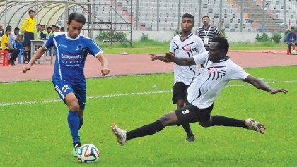 Russel escape with narrow win