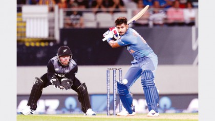 Iyer, Shreyas lead India to beat New Zealand 