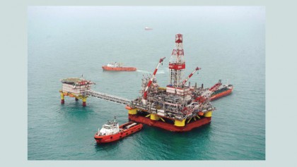 Japan to halt Iran oil imports under US pressure: Reports