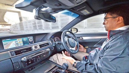 Japanese firms developing autonomous cars