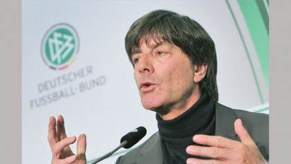 Loew extends Germany reign until 2020 