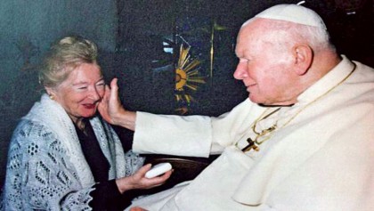 John Paul II had �intense� friendship with married woman: BBC