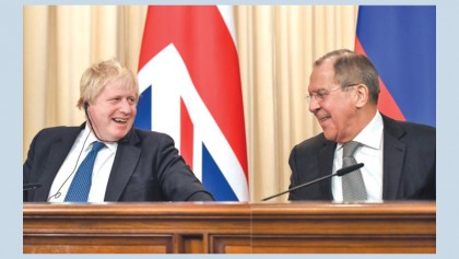 Johnson, Lavrov exchange smiles on Moscow visit