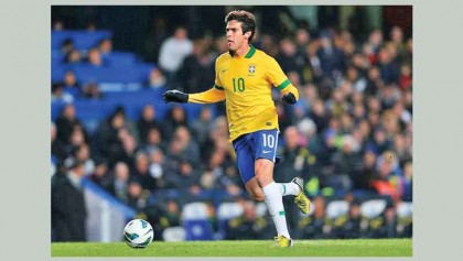 Kaka returns to Brazil squad