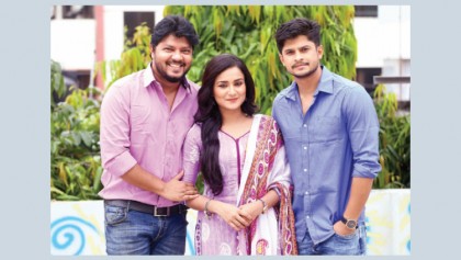 Kalyan, Nadia, Niloy in one frame for first time 