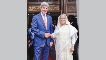 Fight terrorism, uphold 
democratic values: Kerry
