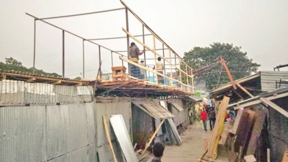 Illegal structures being erected on Kuakata sea beach