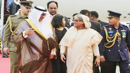 Rousing reception to Kuwaiti PM