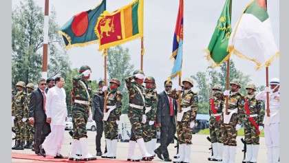 Lankan President Sirisena in city 