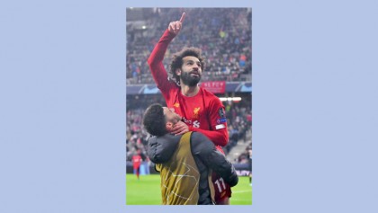 Liverpool into last 16 as group winner