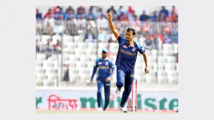 Local bowlers rule BPL rooster