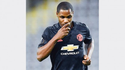 ManU cruise past LASK