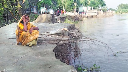 Erosion devours 50 houses in a week 
