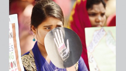 Police trying to 
identify stalkers