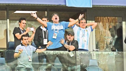 Maradona drama is a problem for Argentina and Messi