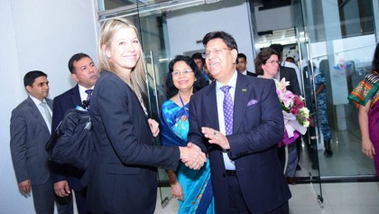 Marshall Island president, Dutch Queen, ex-chief of UN in capital