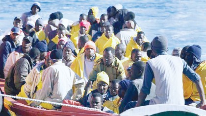 58 drown as boat sinks off Mauritania