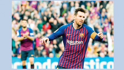 Messi keeps Barca 10 points clear 