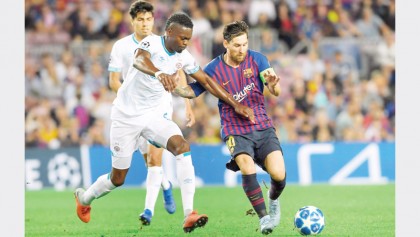 Messi scores hat-trick as Barca rout PSV