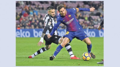 Barca’s Messi marks new milestone