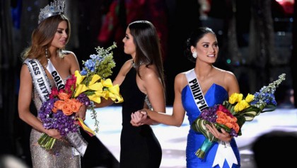 Miss Philippines crowned Miss Universe after live TV mix-up