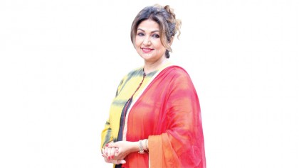 Mitali Mukherjee in Dhaka to judge young singers
