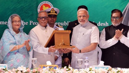 Modi assures 
Hasina of ‘all possible’ help
