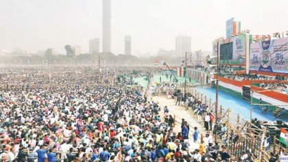 Modi govt past its expiry date, says Mamata