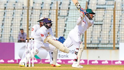 Mominul gives befitting reply to his critics