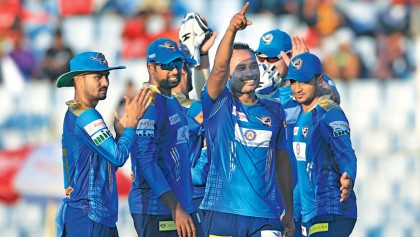 Dominant Dhaka extend Ctg agony