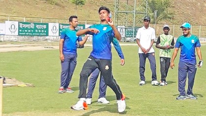 Mustafiz ready to bowl for South Zone in BCL 