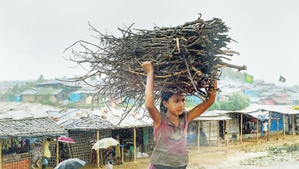 Mount 
pressure on 
Naypyitaw