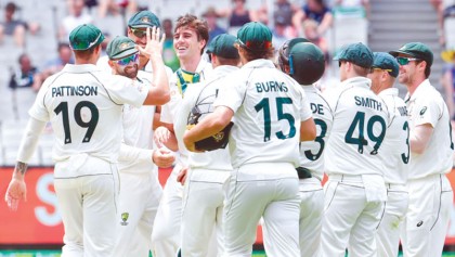 NZ fight to save second Test