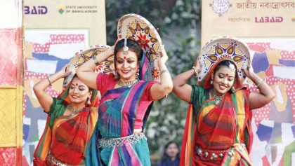 Nabanna Utsab kicks off at DU campus