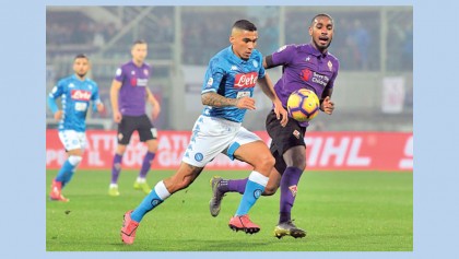 Napoli stumble at Fiorentina