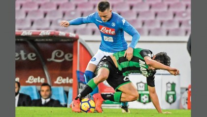 High-scoring Napoli continue title push