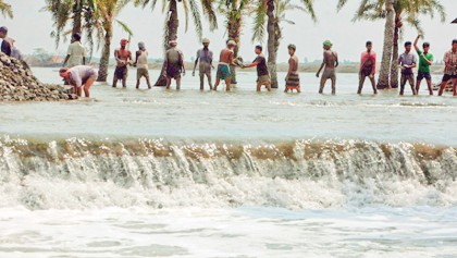Natural disasters wreak $160 bn damage in 2018
