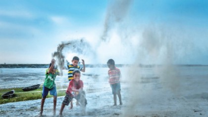 Nature, Lifestyle, Portrait
