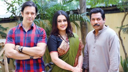 Nobel, Purnima, Mosharraf in same frame for first time