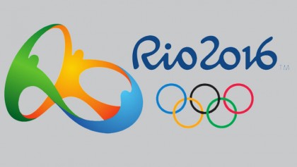 Aussie teen star wins gold in swimming