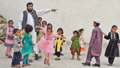 Pakistani father of 35 aims for 100 children
