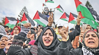 Palestinians withdraw request for UN vote 