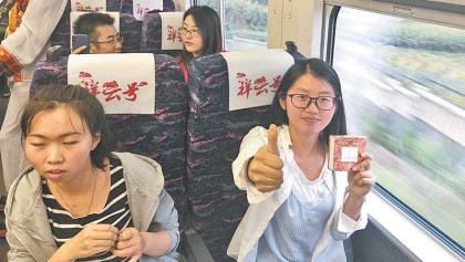 High-speed rail brings about a happy life