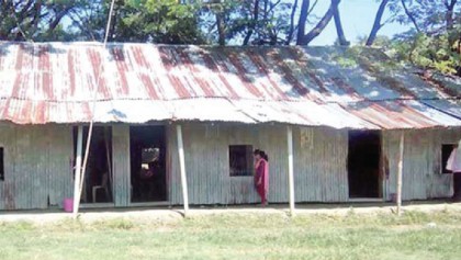 Patuakhali houses built under shelter project in dilapidated condition 