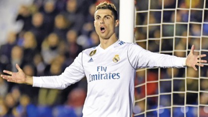 Pazzini late show sees Real held at Levante