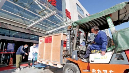 People nationwide come together to help Wuhan