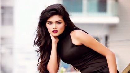 Peya made first Bangladeshi cover girl in Vogue 