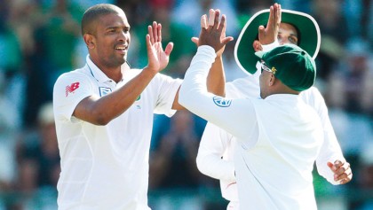 Philander defends decision to bat again