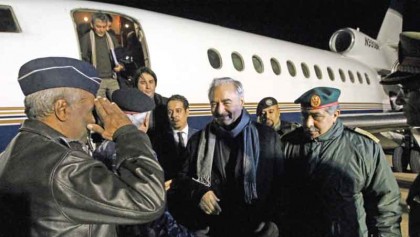 Power struggle risks tipping Libya deeper into crisis